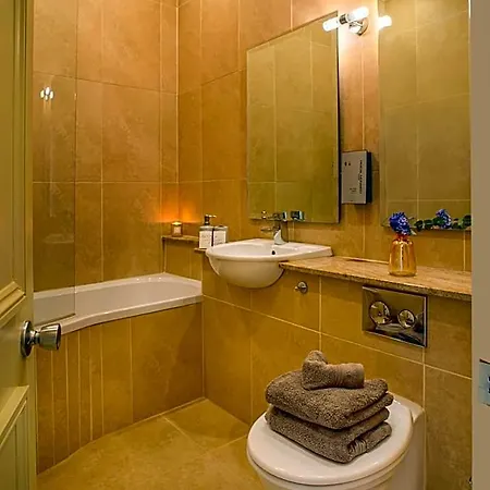 The Marcy 3* Drogheda